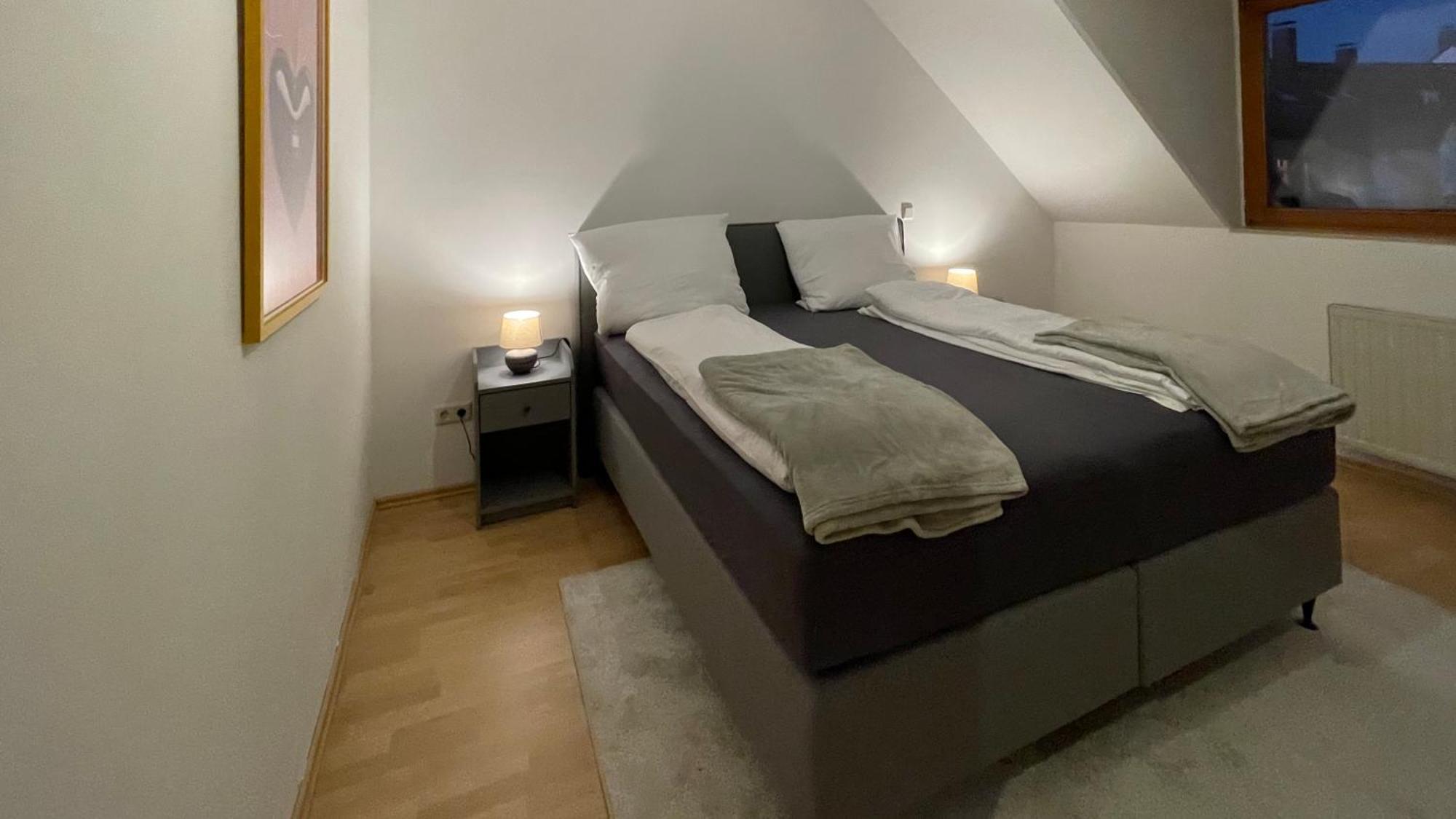 Lofty Luna, Dein Feinzeit Apartment Bamberga Esterno foto