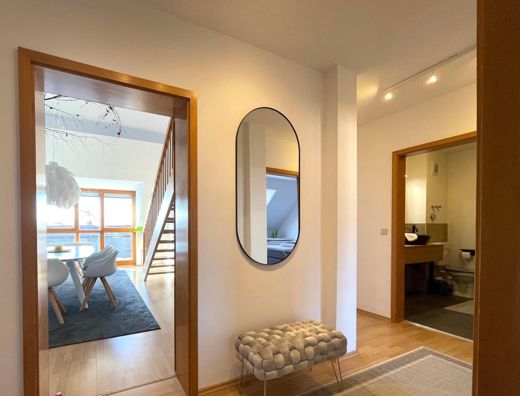 Lofty Luna, Dein Feinzeit Apartment Bamberga Esterno foto